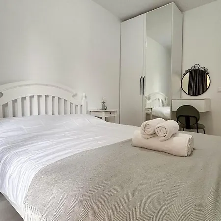 Apartment Mera Escape Private Parking And Terrace Cluj-Napoca